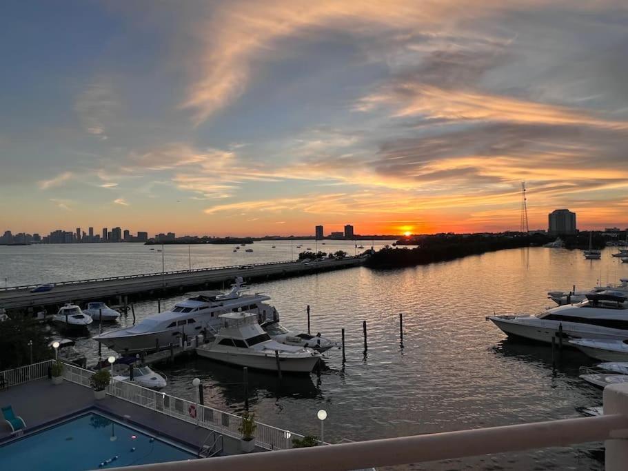 Unique Water Views, Free Parking 1Bed 1 Bath Rooffornomads 416 Appartement Miami Beach Buitenkant foto